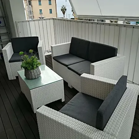Elegante Monolocale Con Terrazzo A Due Passi Dal Mare Apartment Sestri Levante